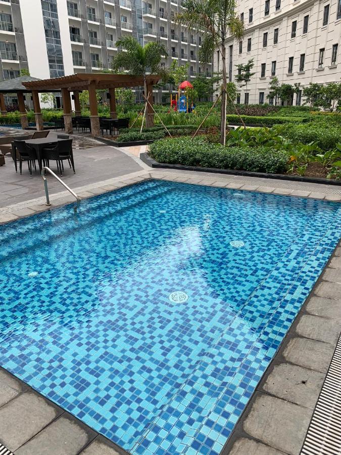 Eighty One Newport Boulevard มะนิลา ภายนอก รูปภาพ