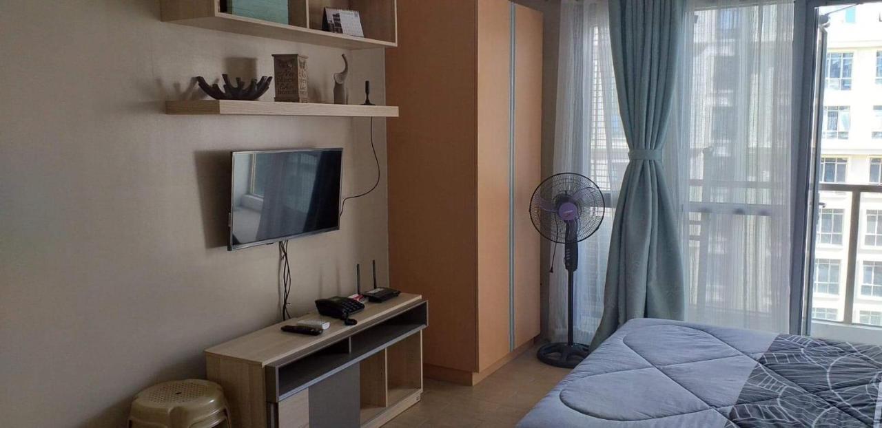 Eighty One Newport Boulevard มะนิลา ภายนอก รูปภาพ